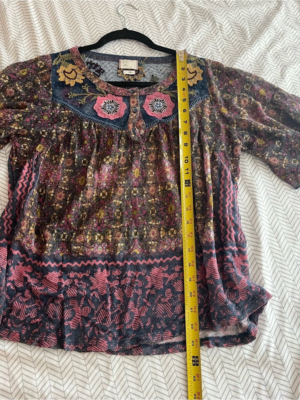 Anthropologie Boho Floral Peasant Top in Pink and Navy - Picture 7 of 7